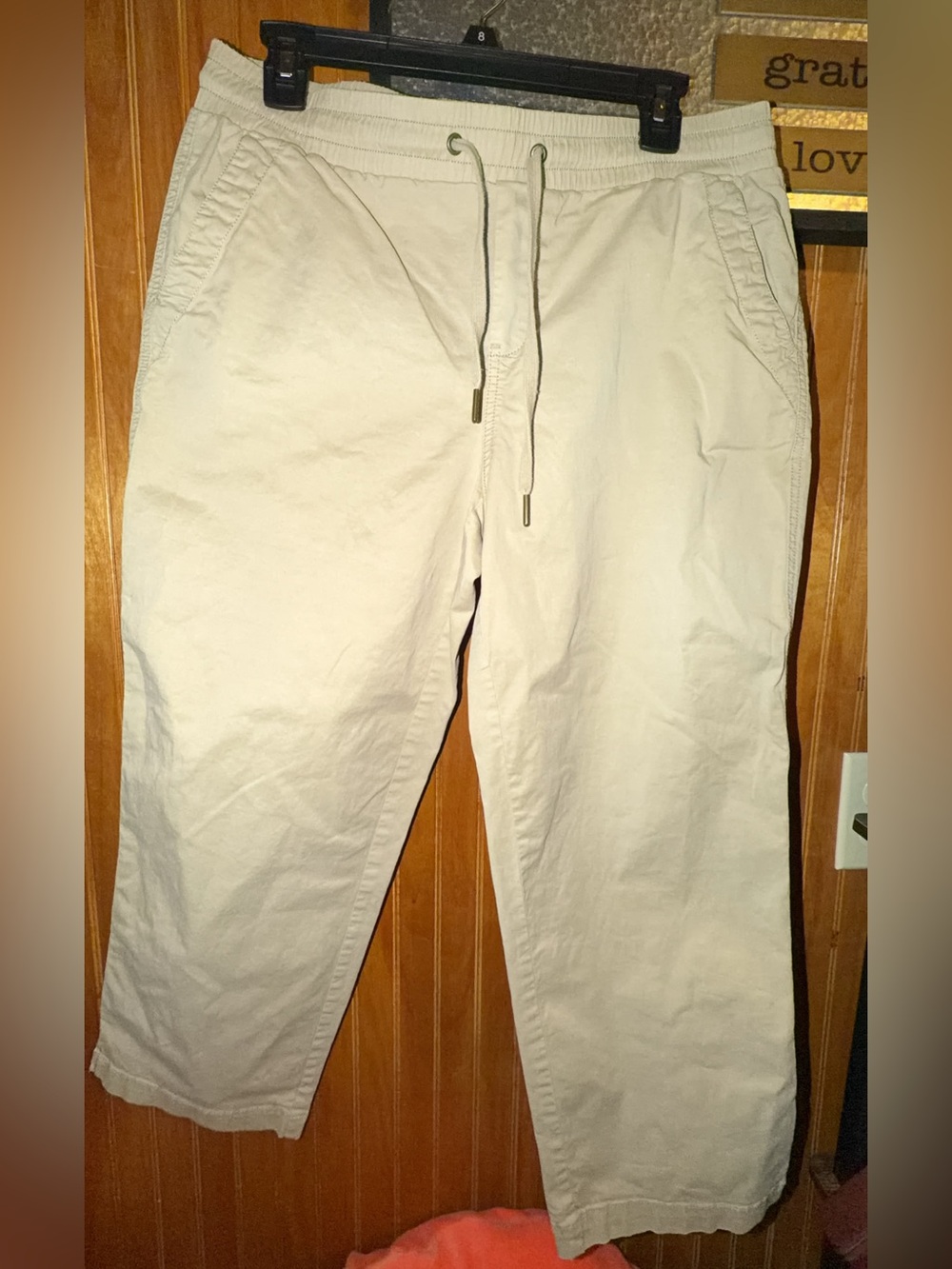 Women's Drawstring Khaki Capris